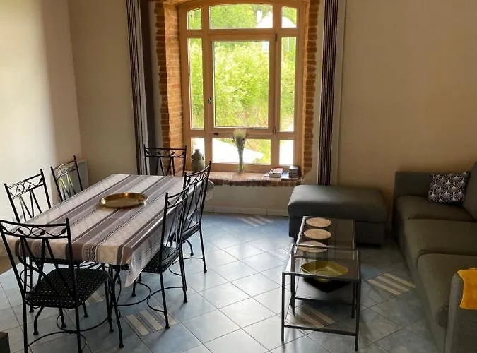 Hébergement de vacances Le Moulin De Cherré Bleu