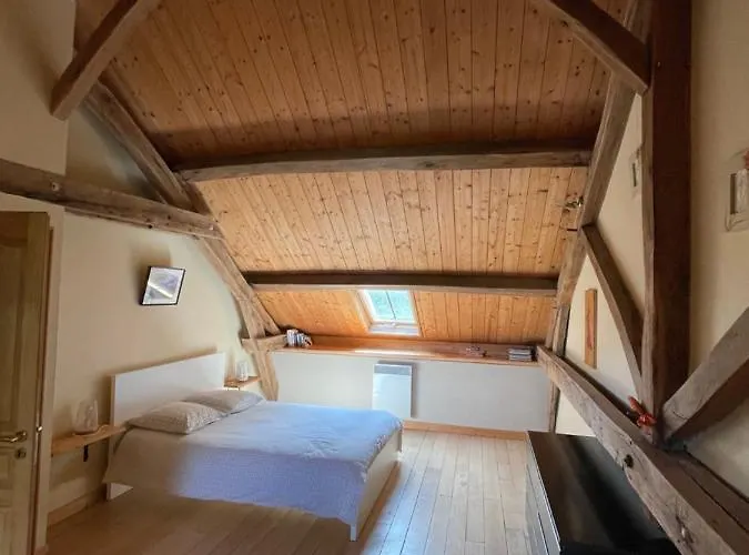 Le Moulin De Cherré Bleu Hébergement de vacances